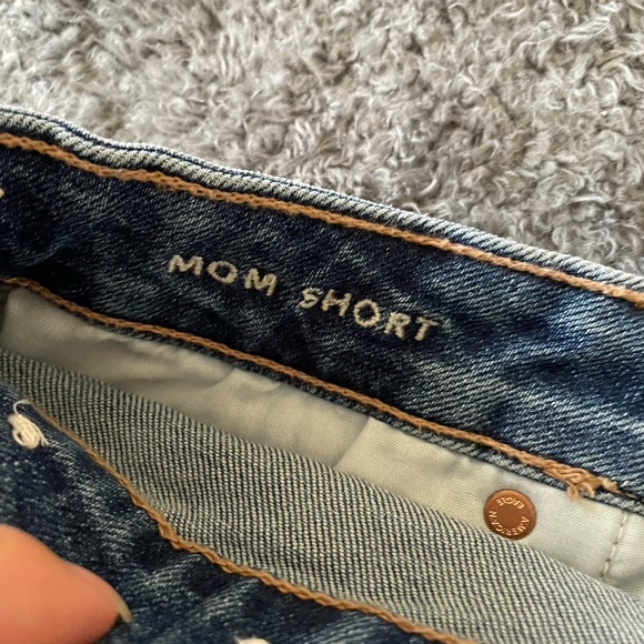American Eagle Mom Denim Shorts - Picture 4 of 5
